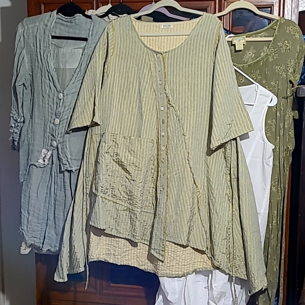 KRISTA LARSON QUILTED RAW EDGE TUNIC